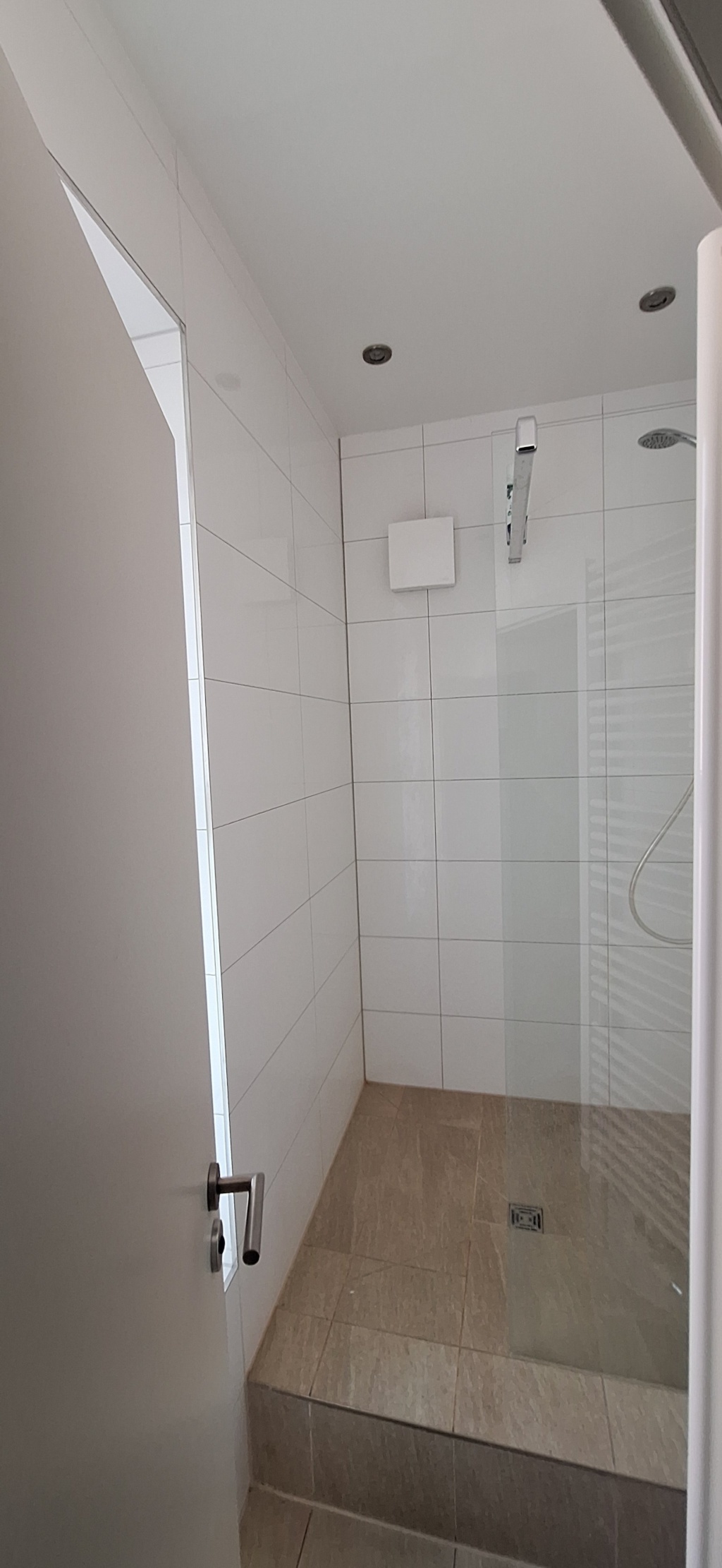 WG-Zimmer Darmstadt Frankfurter Straße 27 - Frisch renovierte Dusche