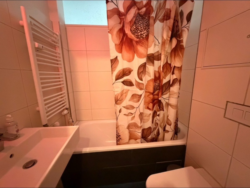 Cozy sunny quiet central apartment wohnung with balcony (flexible duration) – Alexandrinenstraße, 10969 Berlin Kreuzberg – Vorschaubild 2