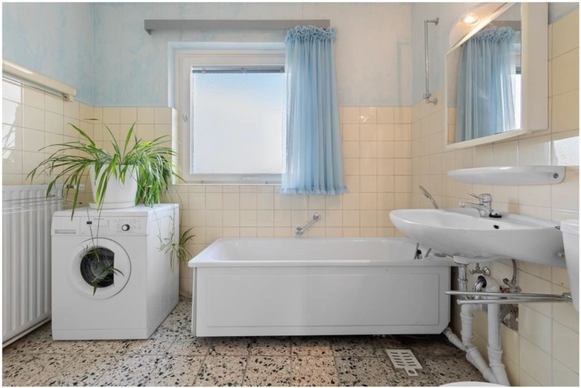 WG-Zimmer Wedding Londoner Straße - Bathroom