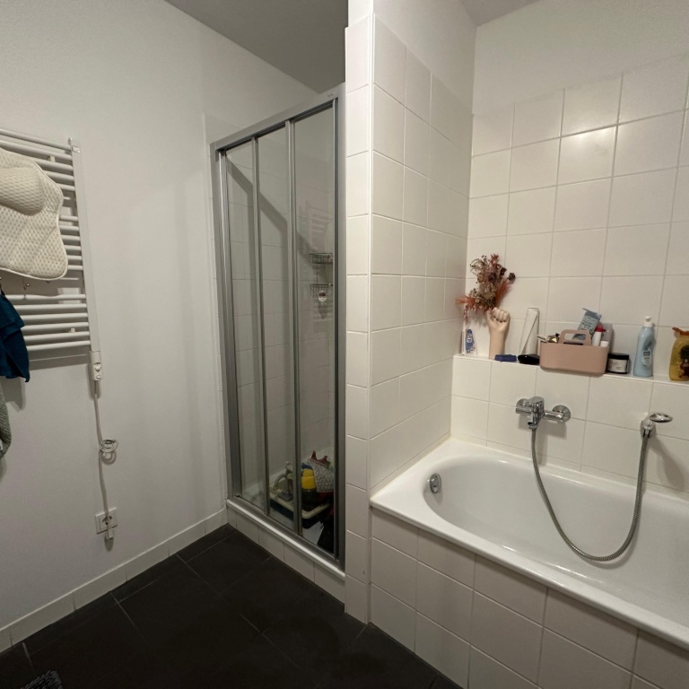 Apartamento Düsseltal Ivo-Beucker-Straße 23 - Bad - Dusche + Badewanne