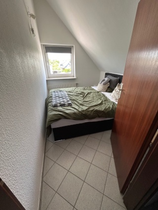 Anzeigenbild: 1,5 Zimmer Wohnung mit Einbauküche