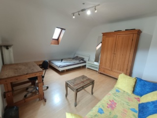 Anzeigenbild: Fully Furnished Room in a 3 Room Flatshare (20m^2)