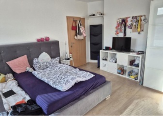 Anzeigenbild: freies Zimmer in unserer 4er WG 💘