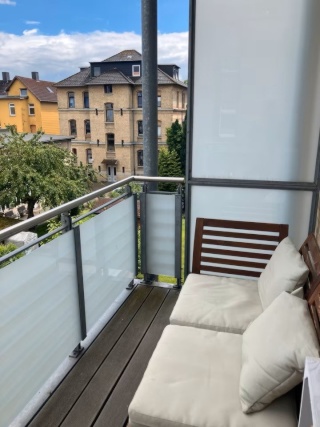 Anzeigenbild: Schöner Altbau zur Untermiete im Östlichen (Juli, Aug, Sept)