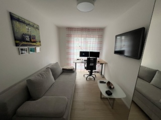 Imagen del anuncio: 1 Zimmer (12 qm) mit eigenem WC in einer schönen 4 Zimmer Erdgeschoß-Wohnung (110qm) mit Garten, Küche und Bad (zur Mitnutzung)