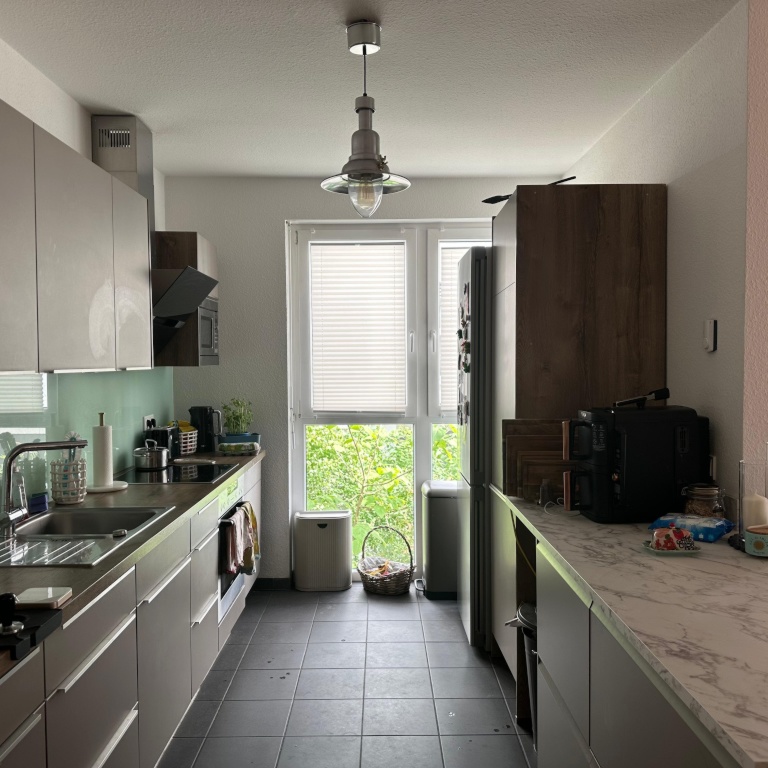 Apartamento Düsseltal Ivo-Beucker-Straße 23 - Offene Küche mit Kücheninsel