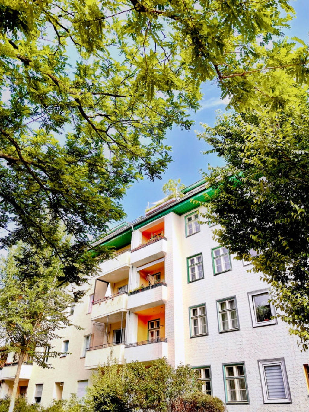 WG-Zimmer Friedenau Nähe Lauenburger Platz - 🌿...findest Du rooftop...🌻