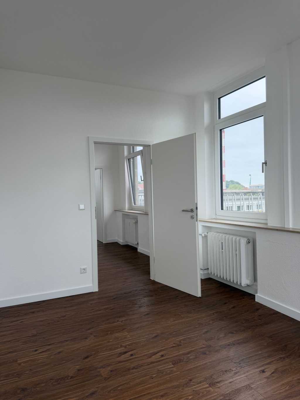 Wohnjuwel am Kesselbrink - modernisierte 3-Zimmerwohnung mit hochwertiger Einbauküche – 33602 Bielefeld Innenstadt – Vorschaubild 5