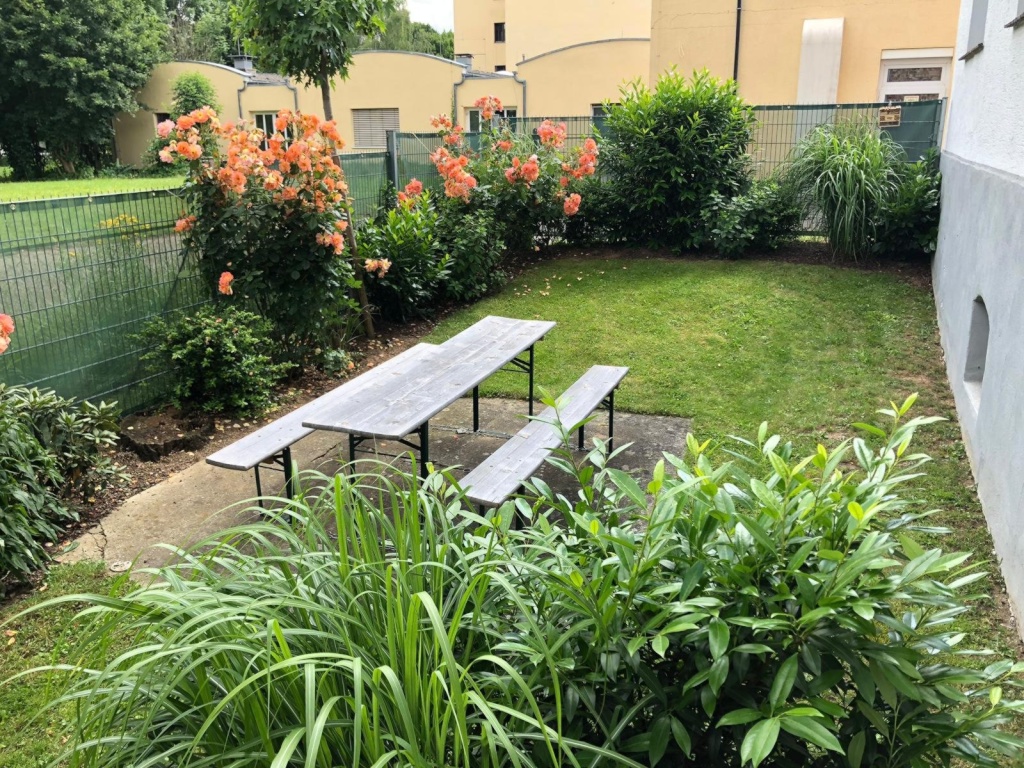 Pauschalmiete - Große 4 ZKB Wohnung mit zwei Apartments (Doppelzimmer-Apartment 26m2, Studiozimmer 30m2) für 2er WG: Schick möblierte Gemeinschaftsräume WZ/EZ/Küche/Bad in der Mitte auf über 100m2 Wohnfläche direkt am Park Schönfeld – Frankfurter Straße 159, 34121 Kassel Südstadt – Vorschaubild 18