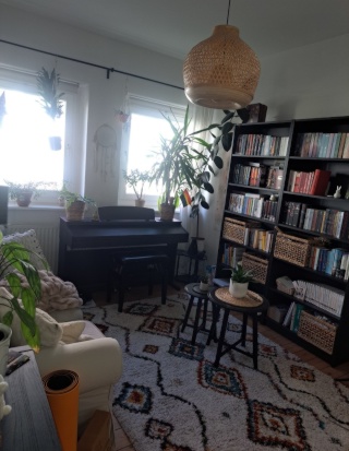 Imagen del anuncio: gemütliche Zweiraumwohnung sucht ein bis zwei junge Erwachsene :)