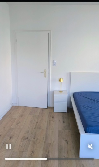 Anzeigenbild: 1 möblierte WG Zimmern zu vermieten bei Züricher mit Balkon all incl. - ab 1. Oktober