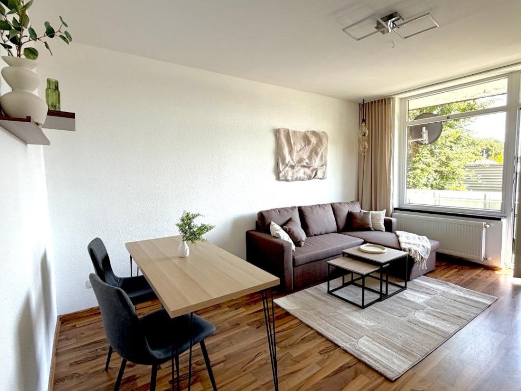 Stilvoll vollmöblierte 2-Zimmer-Wohnung mit Balkon - TU-Nähe – Bültenweg 45, 38106 Braunschweig Nordstadt – Vorschaubild 2