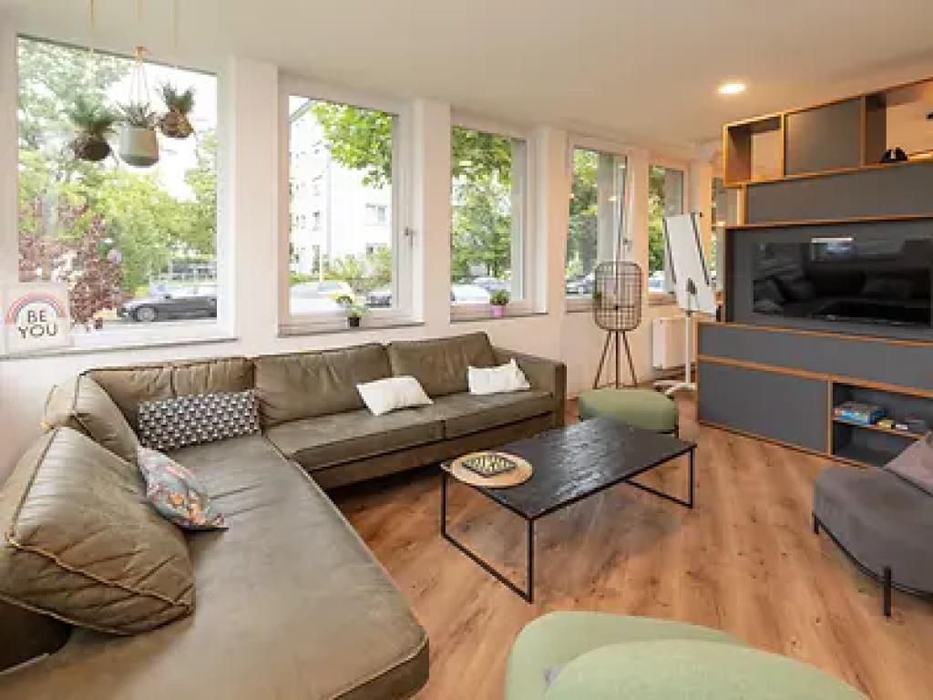 Fully Furnished Private Studio - ANMELDUNG POSSIBLE - in the center of Darmstadt (with Gym, Pool Table, TV FREE) – Havelstraße 13, 64295 Darmstadt Darmstadt – Vorschaubild 7