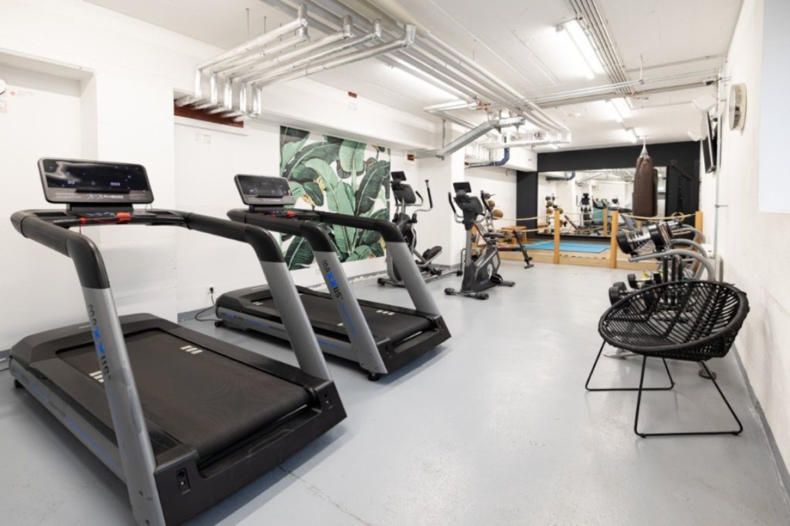 Fully Furnished Private Studio - ANMELDUNG POSSIBLE - in the center of Darmstadt (with Gym, Pool Table, TV FREE) – Havelstraße 13, 64295 Darmstadt Darmstadt – Vorschaubild 6