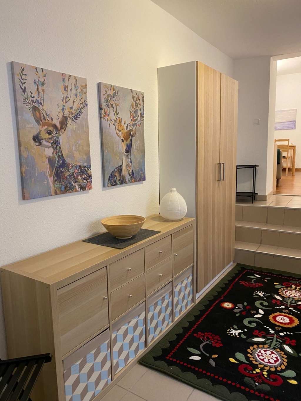 Pauschalmiete - Große 4 ZKB Wohnung mit zwei Apartments (Doppelzimmer-Apartment 26m2, Studiozimmer 30m2) für 2er WG: Schick möblierte Gemeinschaftsräume WZ/EZ/Küche/Bad in der Mitte auf über 100m2 Wohnfläche direkt am Park Schönfeld – Frankfurter Straße 159, 34121 Kassel Südstadt – Vorschaubild 5