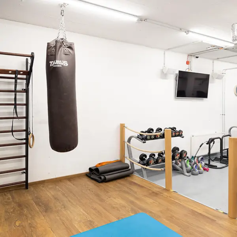 Fully Furnished Private Studio - ANMELDUNG POSSIBLE - in the center of Darmstadt (with Gym, Pool Table, TV FREE) – Havelstraße 13, 64295 Darmstadt Darmstadt – Vorschaubild 8