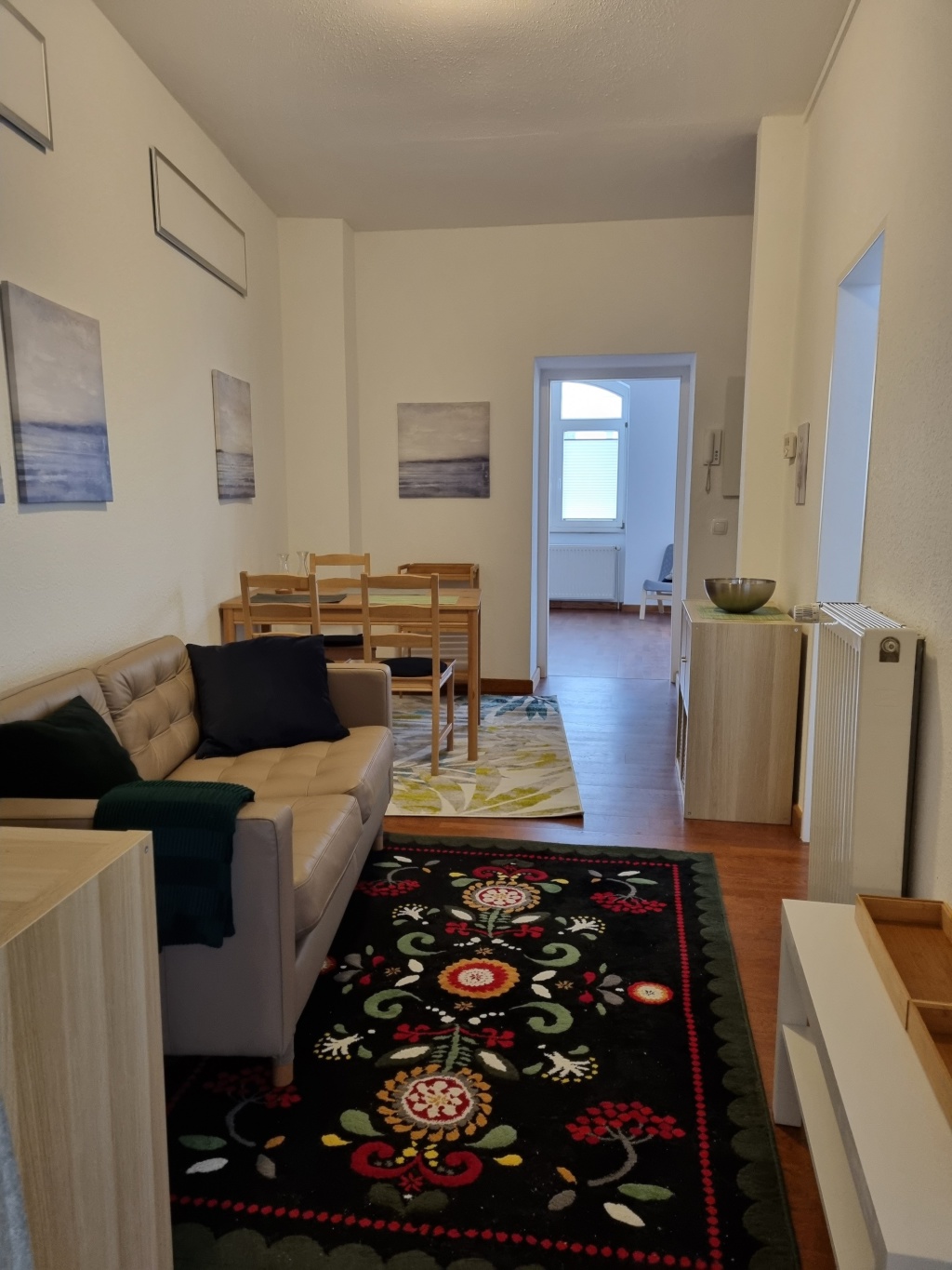 Pauschalmiete - Große 4 ZKB Wohnung mit zwei Apartments (Doppelzimmer-Apartment 26m2, Studiozimmer 30m2) für 2er WG: Schick möblierte Gemeinschaftsräume WZ/EZ/Küche/Bad in der Mitte auf über 100m2 Wohnfläche direkt am Park Schönfeld – Frankfurter Straße 159, 34121 Kassel Südstadt – Vorschaubild 6