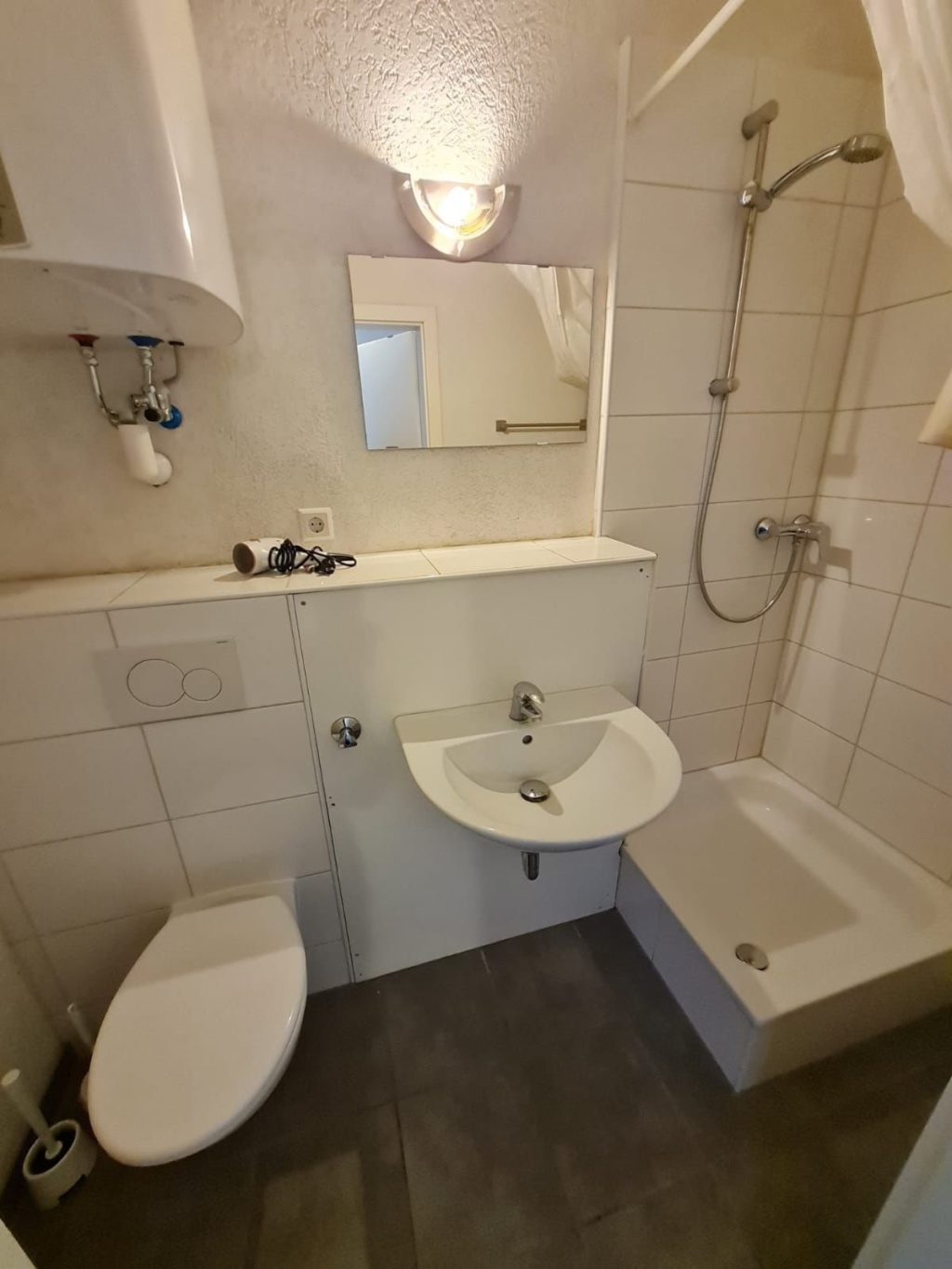 1-Zimmer-Wohnung Innenstadt-West Amalienstraße 44 - Bad groß
