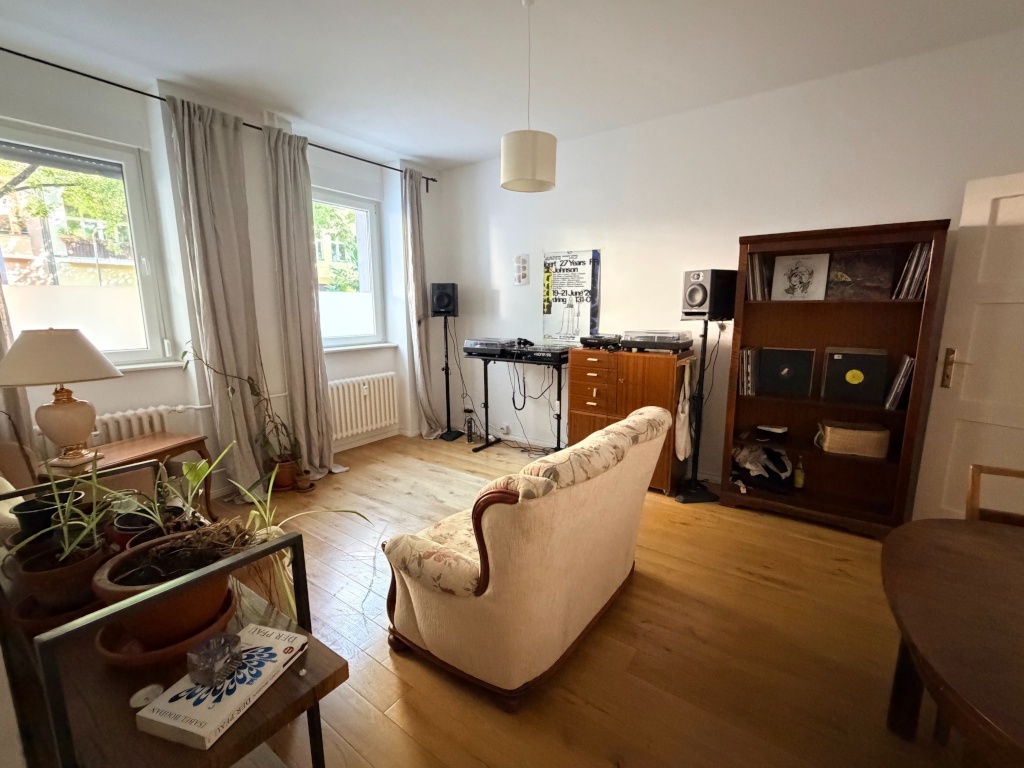 Wohnung Neukölln Weserstraße - Wohnzimmer