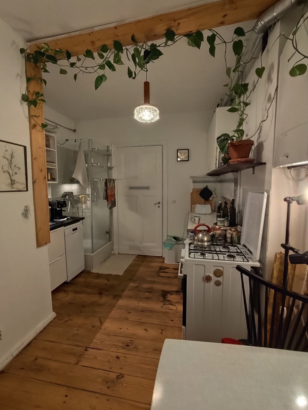 Schöne helle Wohnung im Schillerkiez (Neukölln) - nur für Frauen – Schillerpromenade 24, 12049 Berlin Berlin – Vorschaubild 2