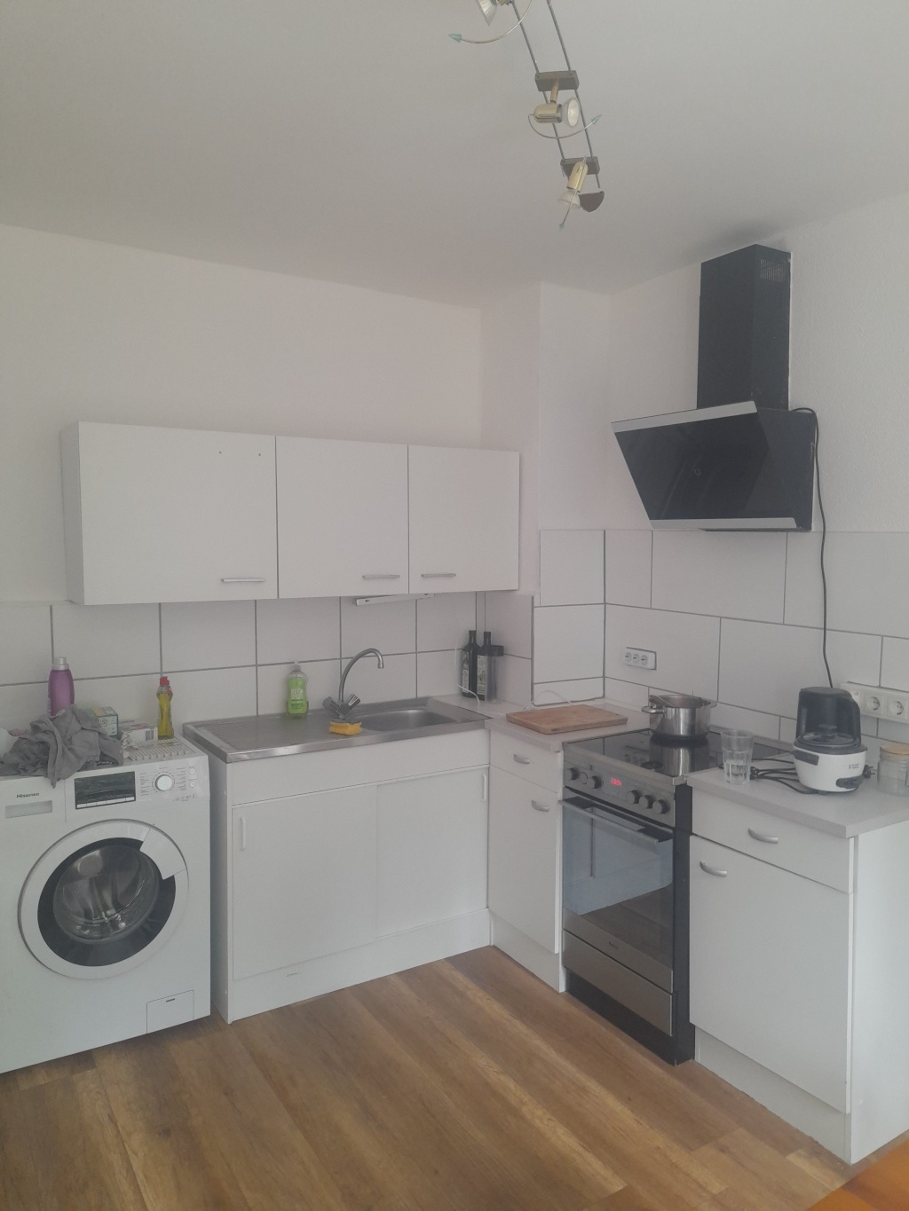 Möbelierte 1-Zimmer-Wohnung, Köln, 2 Monate August + September Zwischenmiete – An der Pulvermühle, 51105 Köln Kalk – Vorschaubild 3