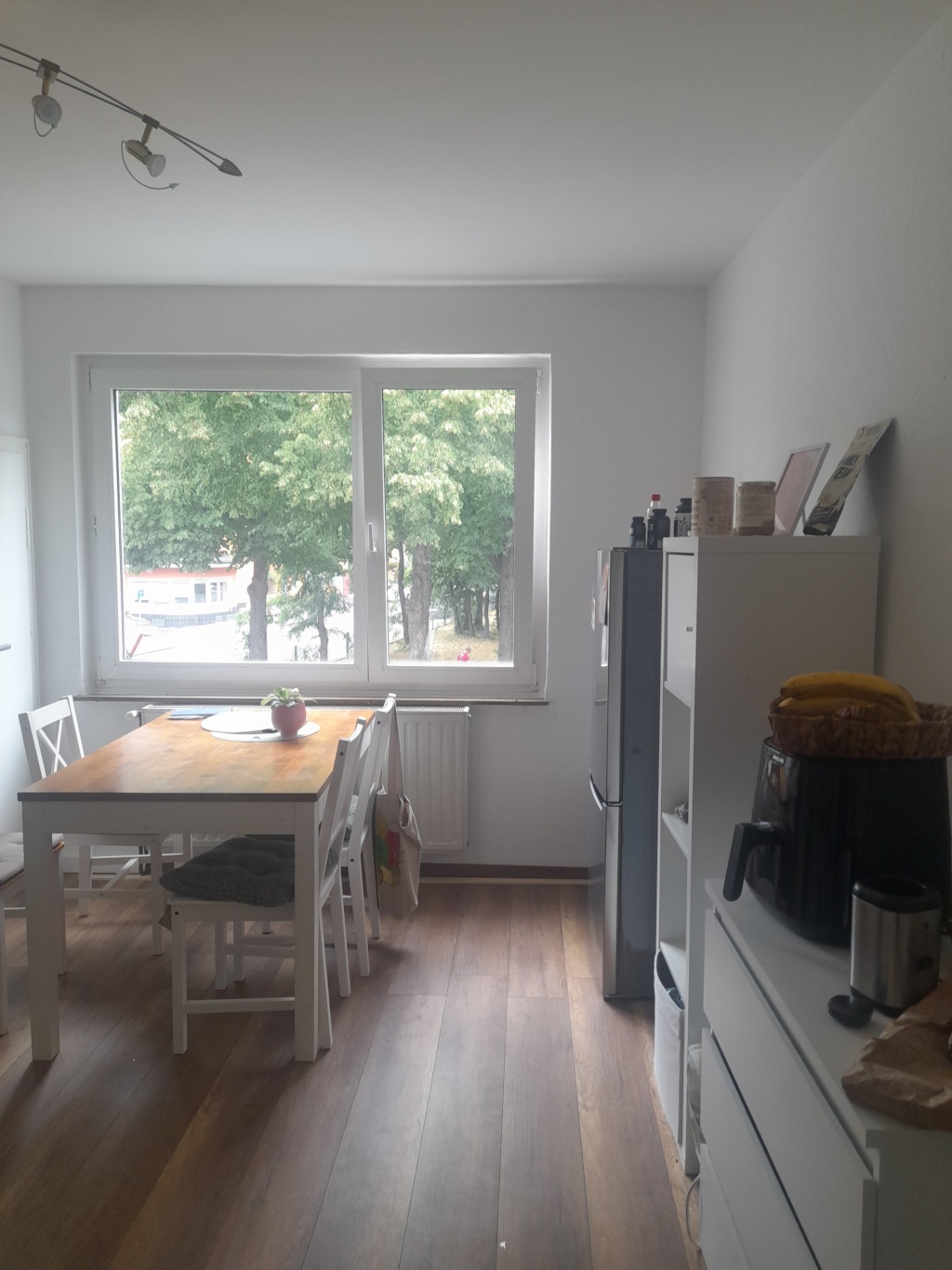 Möbelierte 1-Zimmer-Wohnung, Köln, 2 Monate August + September Zwischenmiete