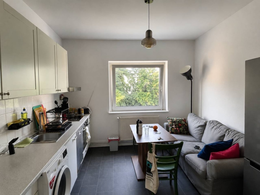 75 qm flat with Balcony 8 mins far from S-Heimfeld ab 01.09 – Alter Postweg, 21075 Hamburg Heimfeld – Vorschaubild 3