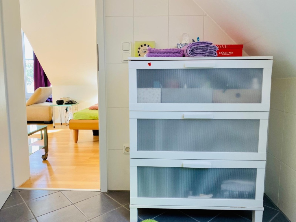 Flatshare Neuaubing - Gräfelfing Parsberger Str. 24 A - DG Bad