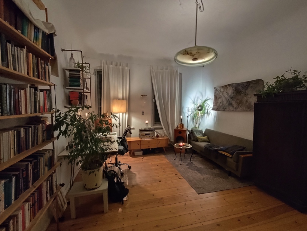 Schöne helle Wohnung im Schillerkiez (Neukölln) - nur für Frauen – Schillerpromenade 24, 12049 Berlin Berlin – Vorschaubild 3