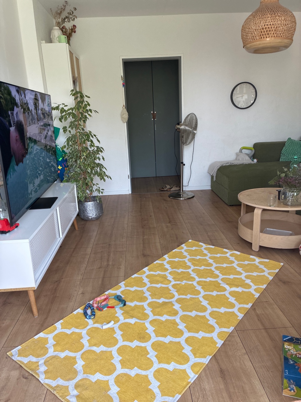 Schöne 100 m2 Wohnung in Köln zur Zwischenmiete (08.08.–21.08.) 🏡🐈 – Am Pistorhof, 50827 Köln Neuehrenfeld – Vorschaubild 2