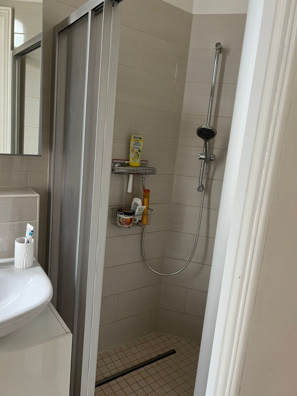 Wohnung Bornheim Berger Straße 248 - Bad