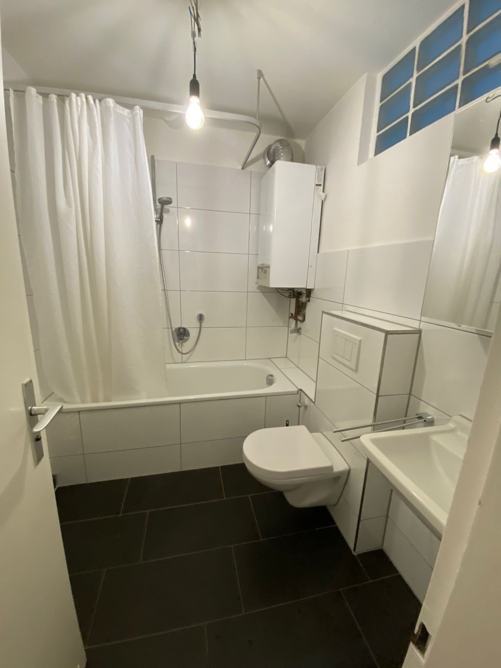 2-Zi-Wg. möbl. Stuttgart-West im August zu vermieten – Rötestraße, 70197 Stuttgart West – Vorschaubild 10