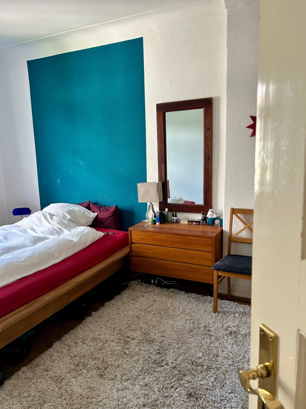 Über den Dächern von Eimsbüttel: möblierte 2 Zi Wohnung mit Südbalkon – Bright furnished 2-room apartment with balcony in Eimsbüttel – Methfesselstraße, 20257 Hamburg Eimsbüttel – Vorschaubild 8