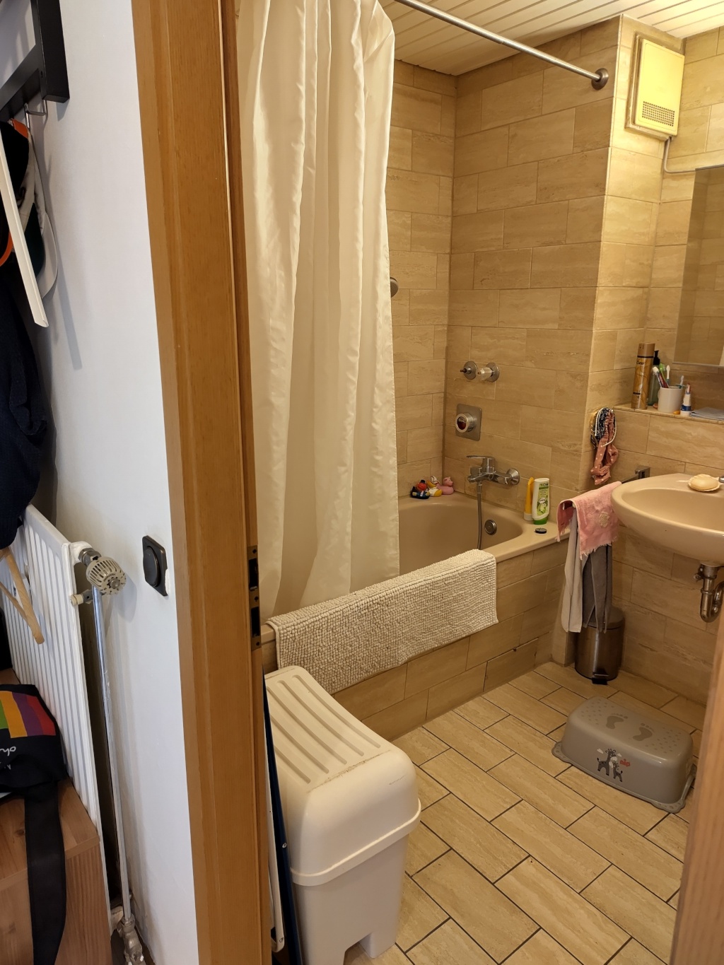 Möblierte Zwei-Zimmerwohnung zur Zwischenmiete In Köln-Bayenthal – Goltsteinstraße, 50968 Köln Bayenthal – Vorschaubild 17
