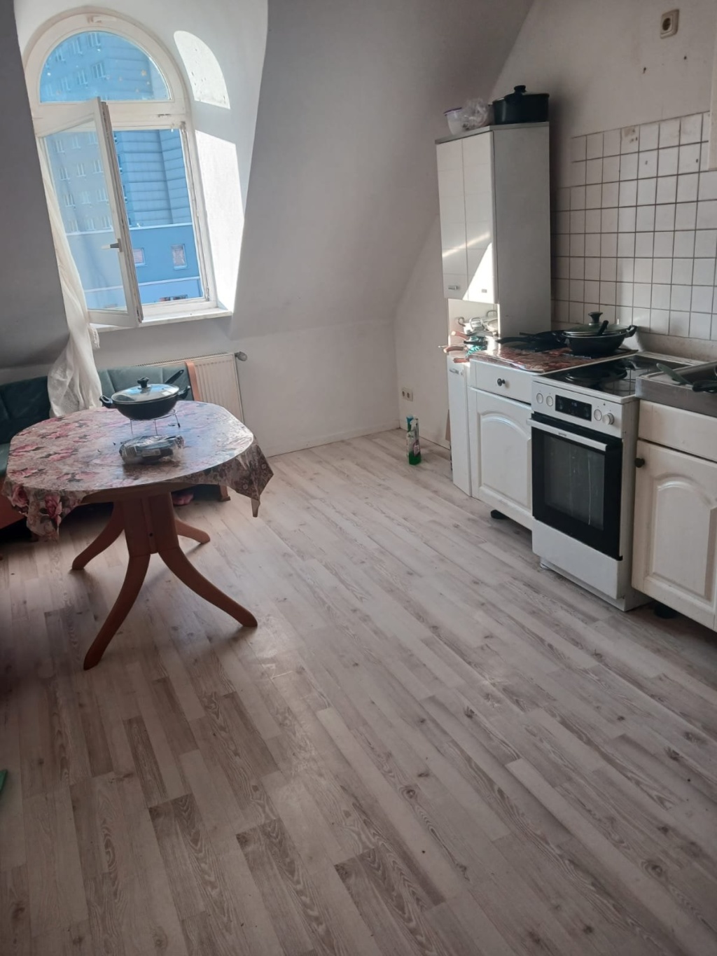 Room in a 4 person shared apartment – Schmidtstedter Ufer 20, 99084 Erfurt Krämpfervorstadt – Vorschaubild 3