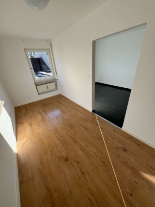 Anzeigenbild: 24 qm Zimmer in einer 3er WG