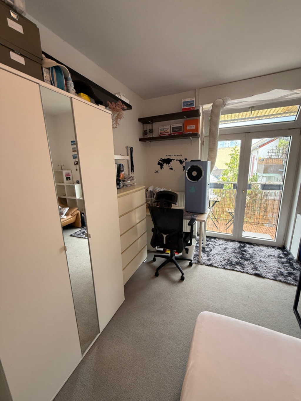 WG-Zimmer Niederrad Triftstraße 15 - Bild 2
