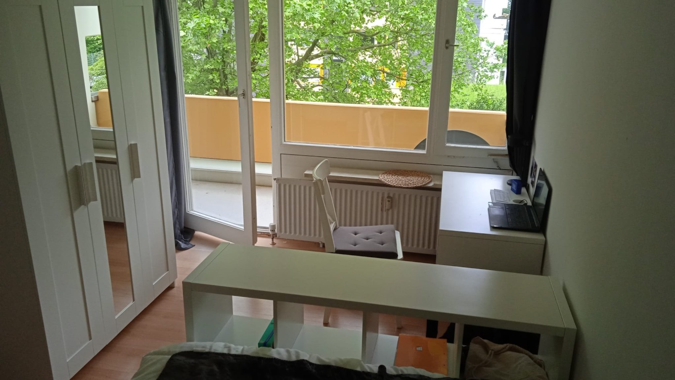 WG-Zimmer Obergiesing-Fasangarten Sintpertstraße 9 - Zimmer möbliert 2