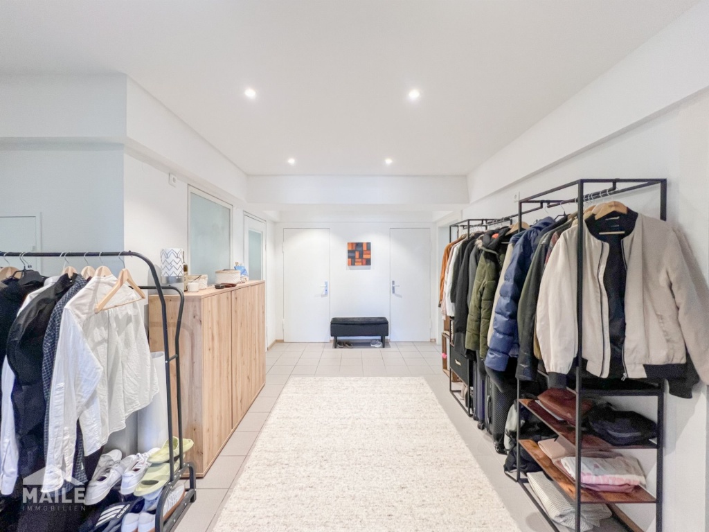 Großzügige 3,5 Zimmerwohnung mit EBK, Terrasse in ruhiger Lage von Stuttgart. – Landhausstraße 94, 70190 Stuttgart Mitte – Vorschaubild 15