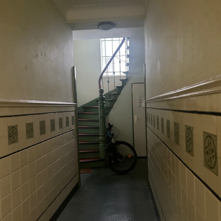 Über den Dächern von Eimsbüttel: möblierte 2 Zi Wohnung mit Südbalkon – Bright furnished 2-room apartment with balcony in Eimsbüttel – Methfesselstraße, 20257 Hamburg Eimsbüttel – Vorschaubild 10
