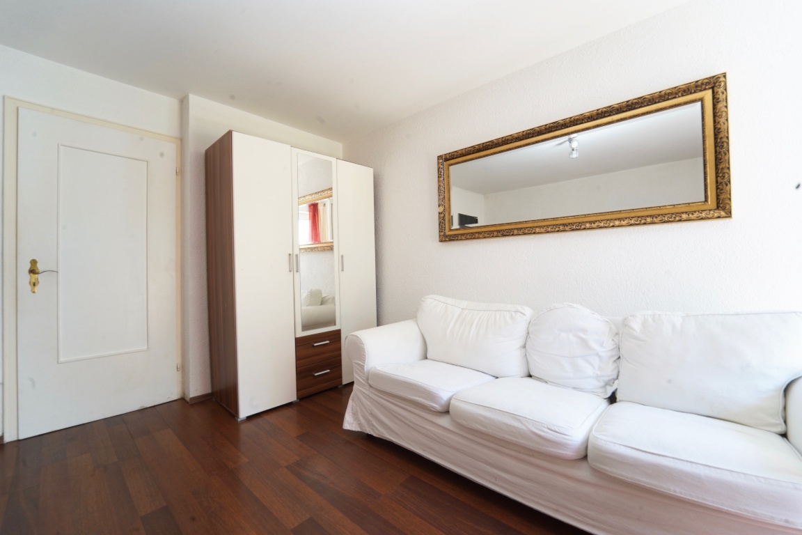 Wohnen zwischen Wald und Stadt (1-Zimmer Wohnung mit Balkon) – Am Kräherwald 153, 70193 Stuttgart Killesberg – Vorschaubild 2