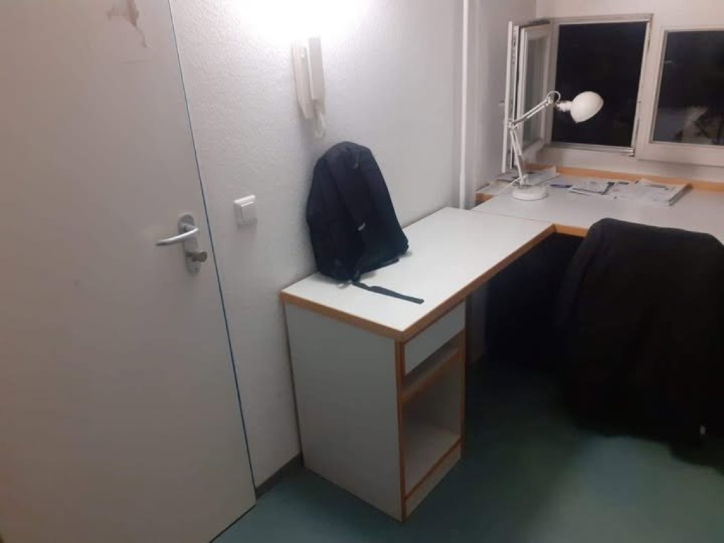Private student dorm room near Universität Stuttgart – Pfaffenwaldring 46 F, 70569 Stuttgart Stuttgart – Vorschaubild 2