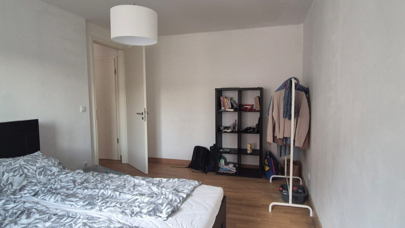 WG-Zimmer Oberhausen Pestalozzi 1 - Das wäre das zu vergebende Zimmer, auf Wunsch kann Schreibtisch ergänzt werden
