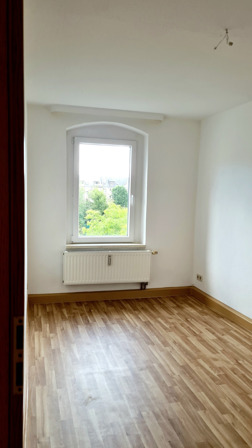 Helle 3-Raum-Wohnung mit Balkon direkt am Brühl-Boulevard – Hermannstraße, 9111 Chemnitz Zentrum – Vorschaubild 5