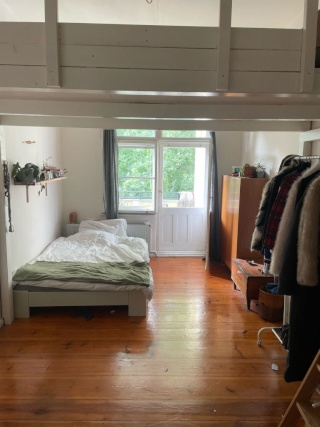 Untermiete ganze Wohnung zwei Monate Sommer — photo 1