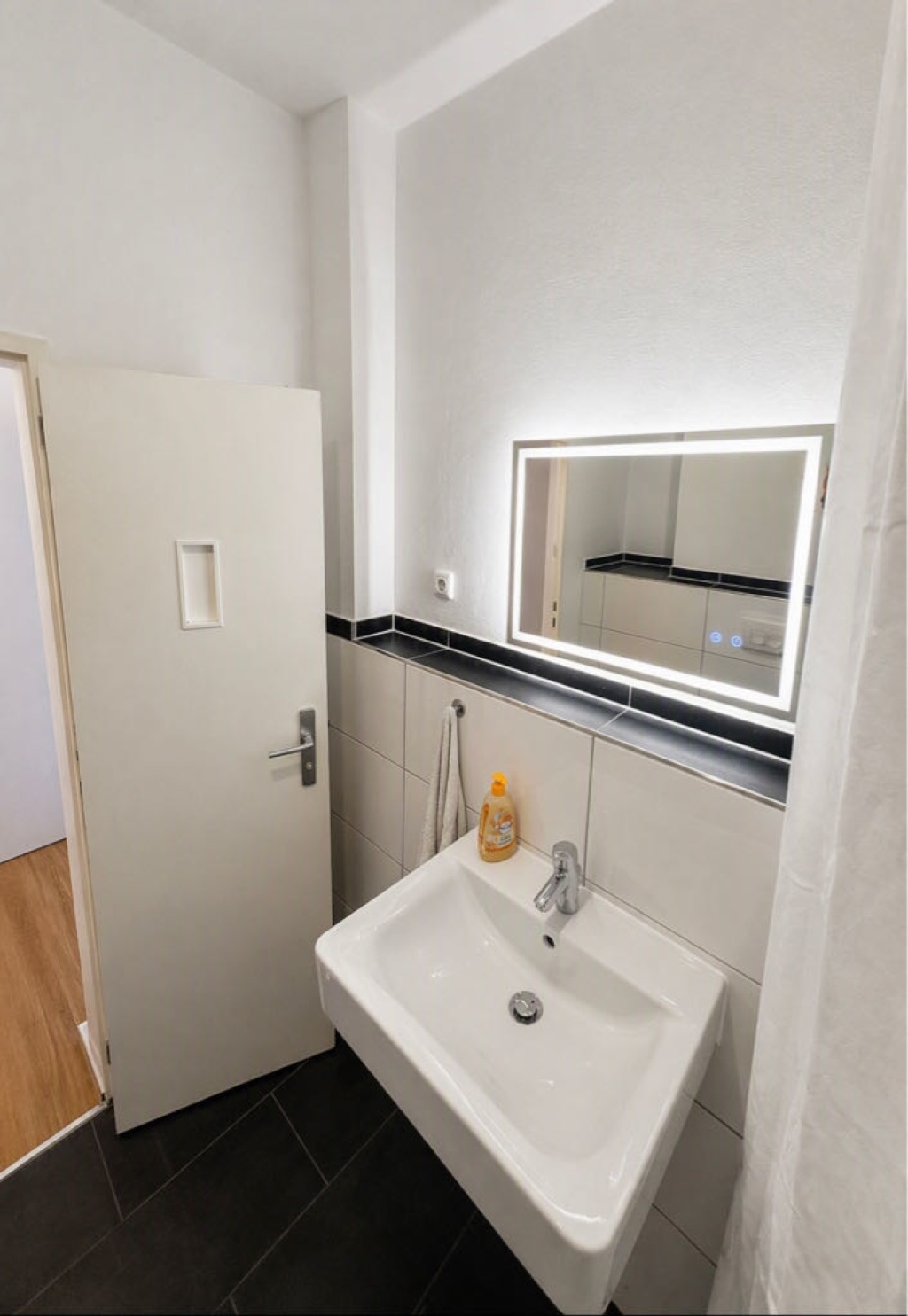 Flatshare Moabit Lehrter Straße - Badzimmer
