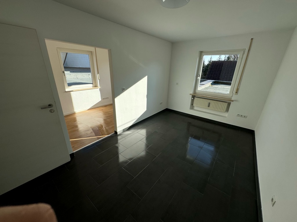 WG-Zimmer Dechsendorf Naturbadstraße 1 - Bild 2
