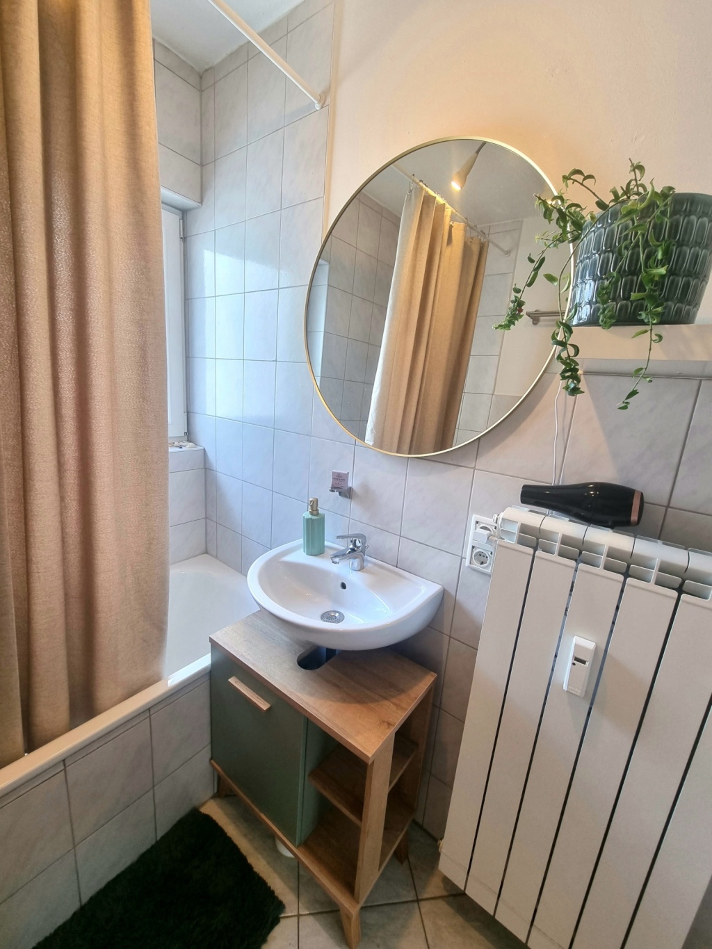 Wohnung Hummelstein wirthstraße  55 - Bad mit Badewanne