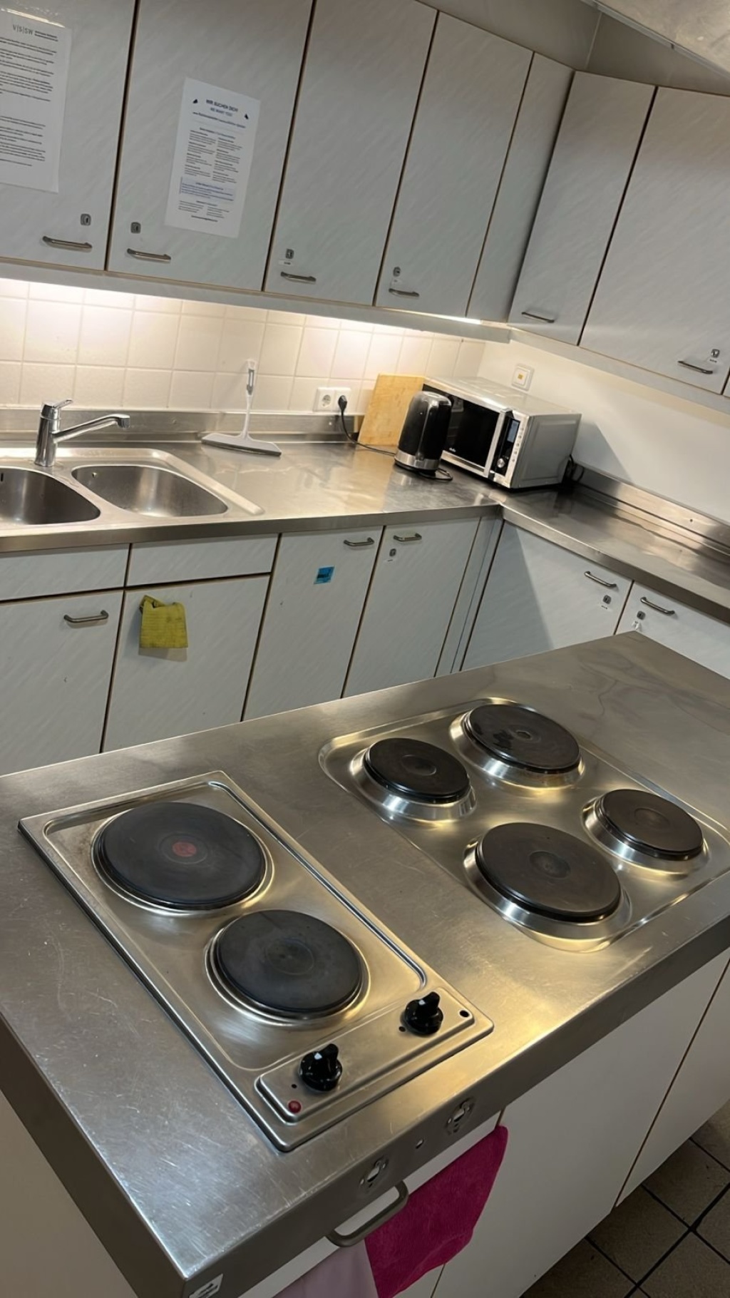 Private student dorm room near Universität Stuttgart – Pfaffenwaldring 46 F, 70569 Stuttgart Stuttgart – Vorschaubild 3