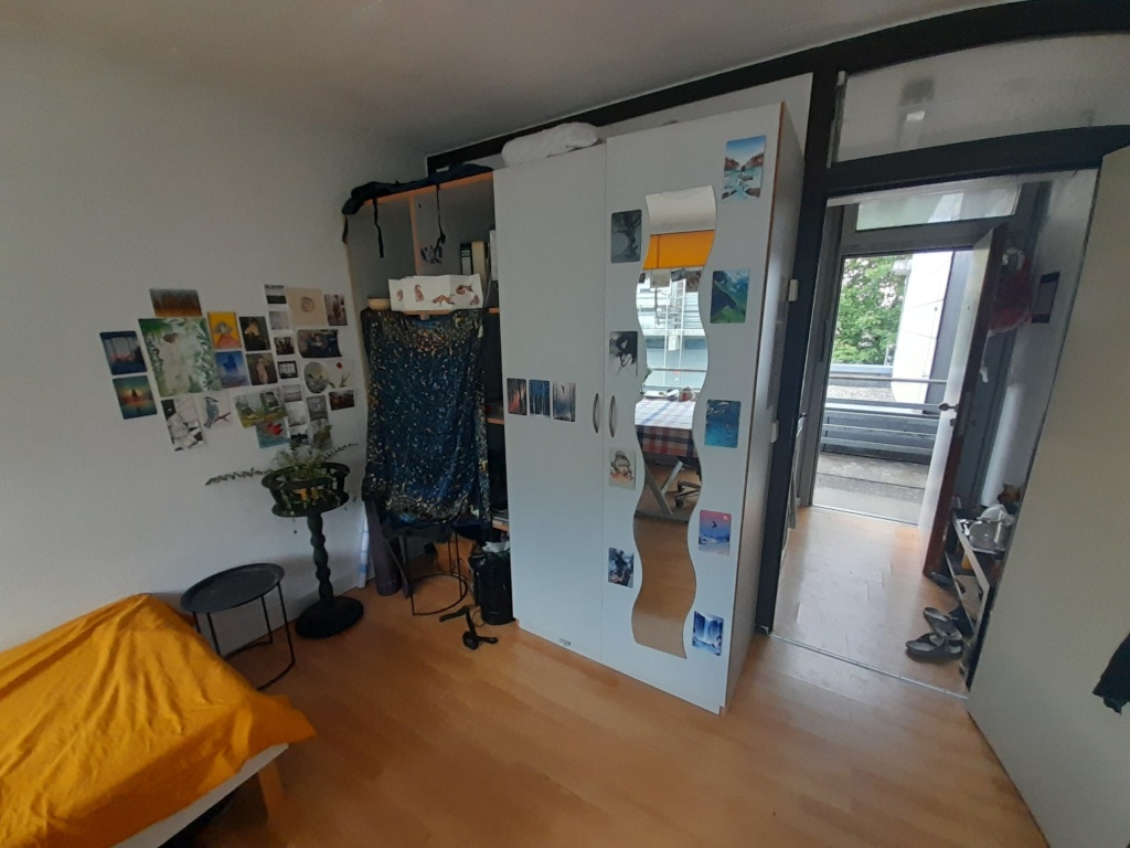 Cosy studio for interim rent in Sonnenbühl West II (September) – Ralf-Darhendorf-Str. 37, 78464 Konstanz Königsbau – Vorschaubild 3